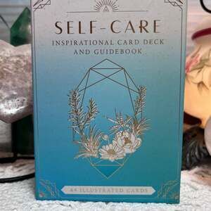 Self-Care: Inspirational Card Deck and Guidebook (Inner World)